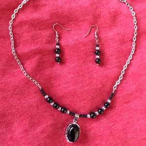 Beautiful black & silver beaded jewelry set